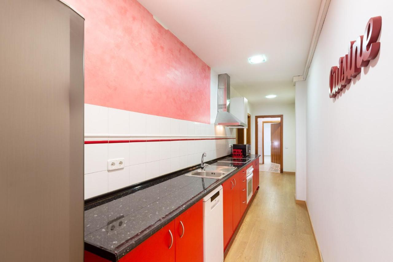 Stay U-Nique Apartments Passatge De Font Barcellona Esterno foto