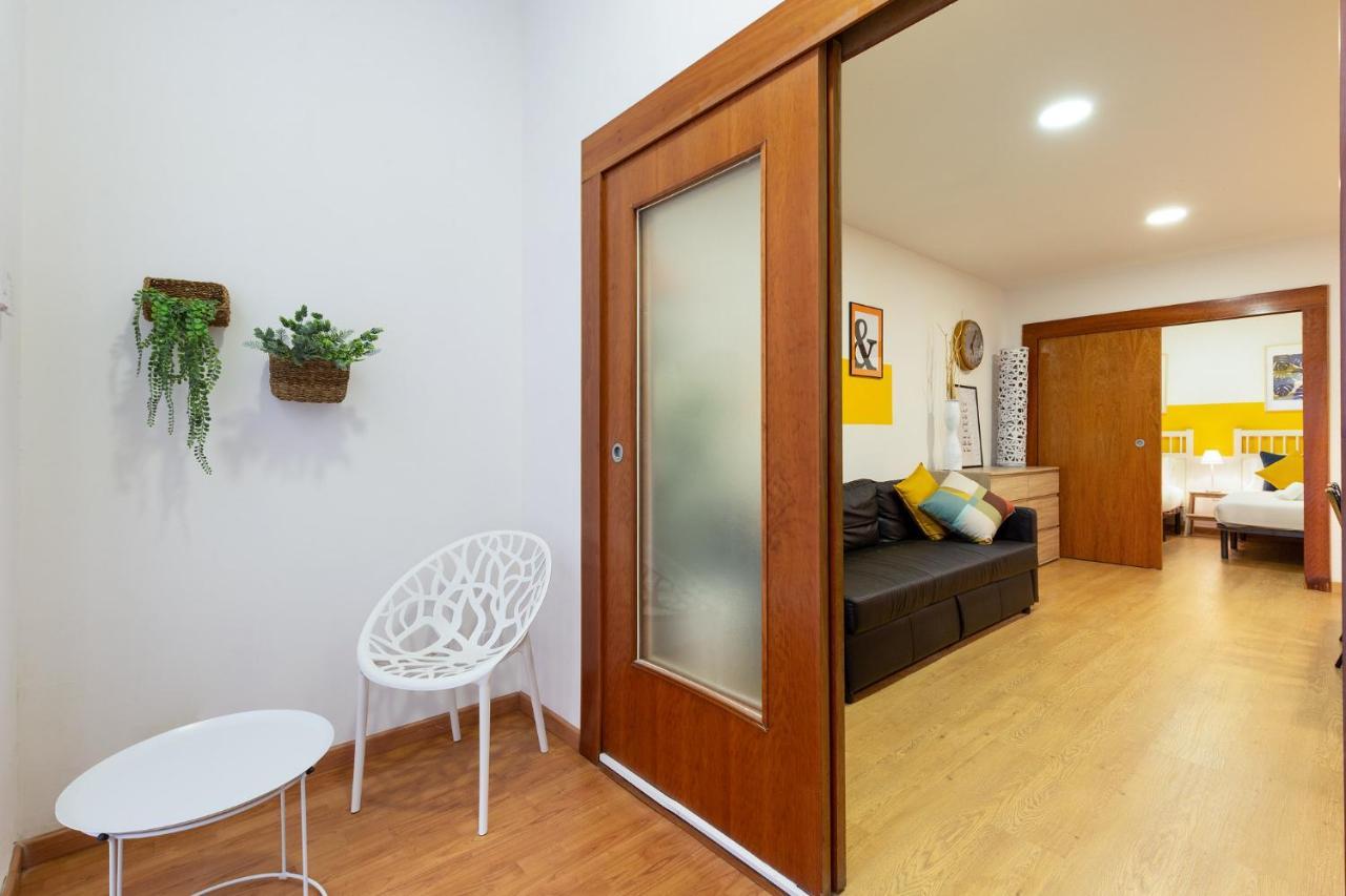 Stay U-Nique Apartments Passatge De Font Barcellona Esterno foto