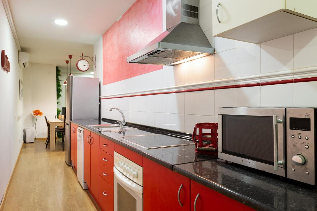 Stay U-Nique Apartments Passatge De Font Barcellona Esterno foto